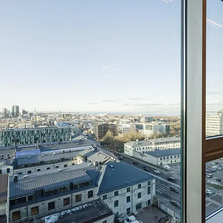 Fahle Building, Skyline View 1 Bedroom Flat Near Centre