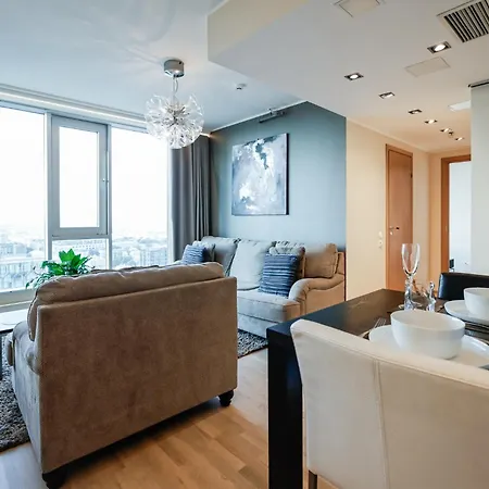 Fahle Building, Skyline View 1 Bedroom Flat Near Centre Apartment *