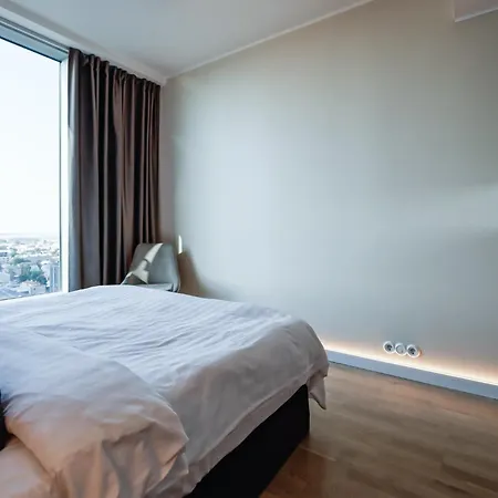 Apartment Fahle Building, Skyline View 1 Bedroom Flat Near Centre *