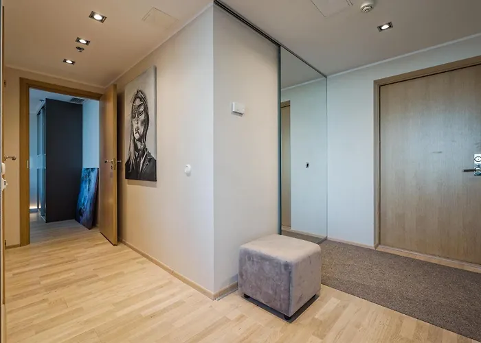 Fahle, Skyline View 1 Bedroom Flat Near Centre Tallinn