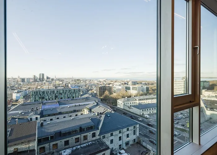 Fahle, Skyline View 1 Bedroom Flat Near Centre