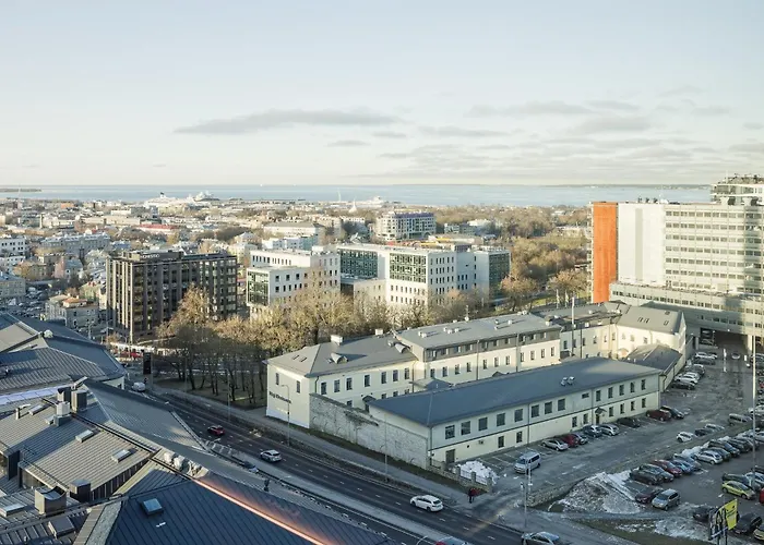 Fahle, Skyline View 1 Bedroom Flat Near Centre Appartement *