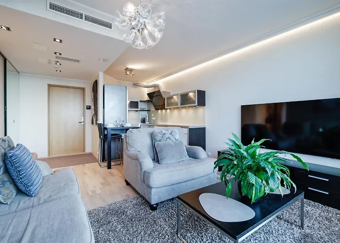 Fahle, Skyline View 1 Bedroom Flat Near Centre Appartement *