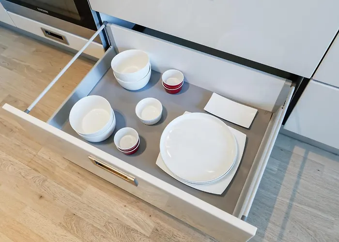 Fahle, Skyline View 1 Bedroom Flat Near Centre Таллин