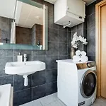 Fahle, Skyline View 1 Bedroom Flat Near Centre * Talin